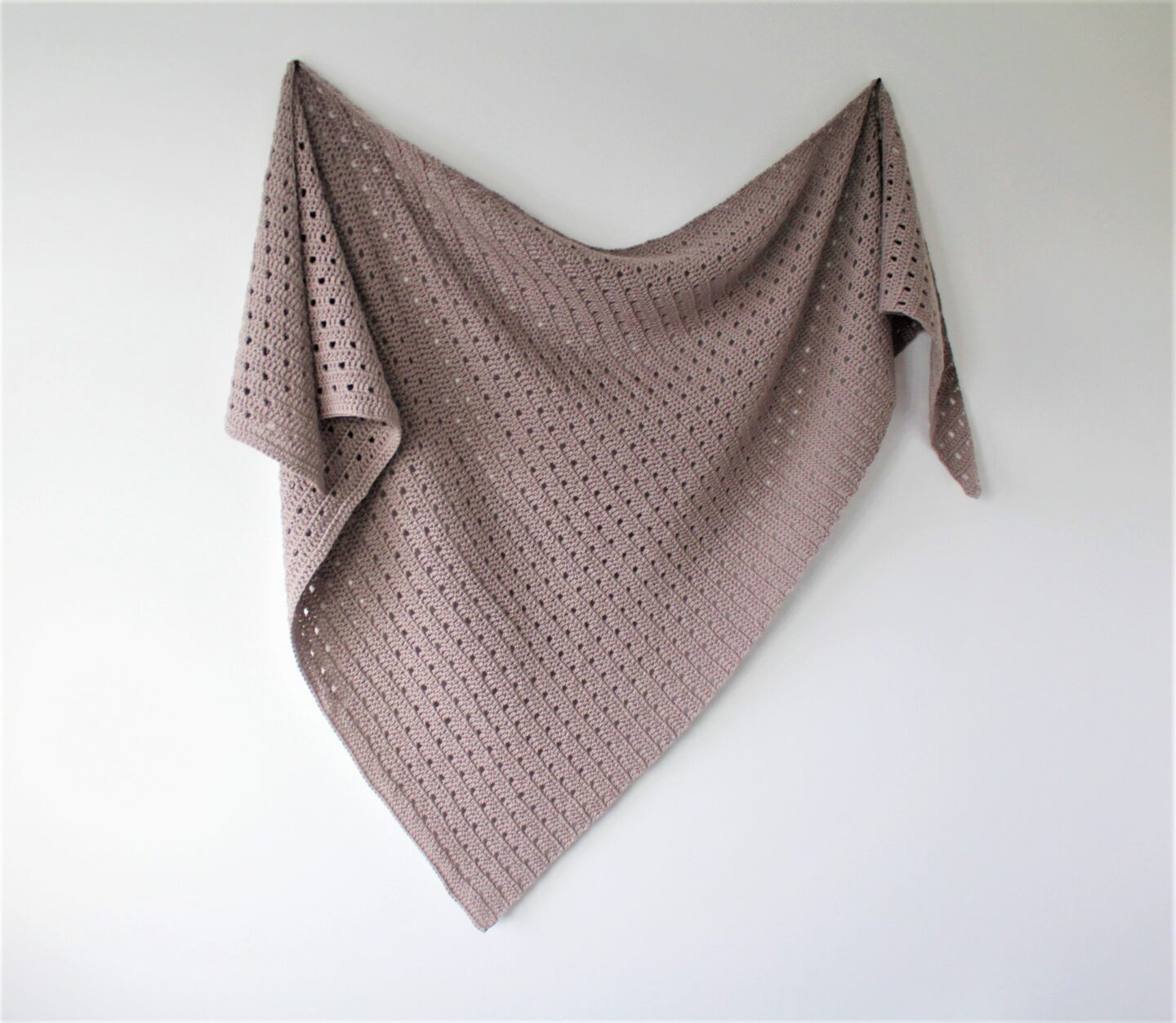 Side view of the Cara shawl