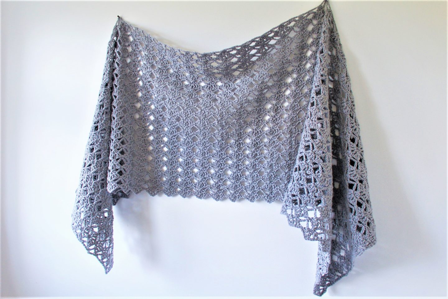 Bella Shawl - Free Crochet Pattern - Truly Crochet
