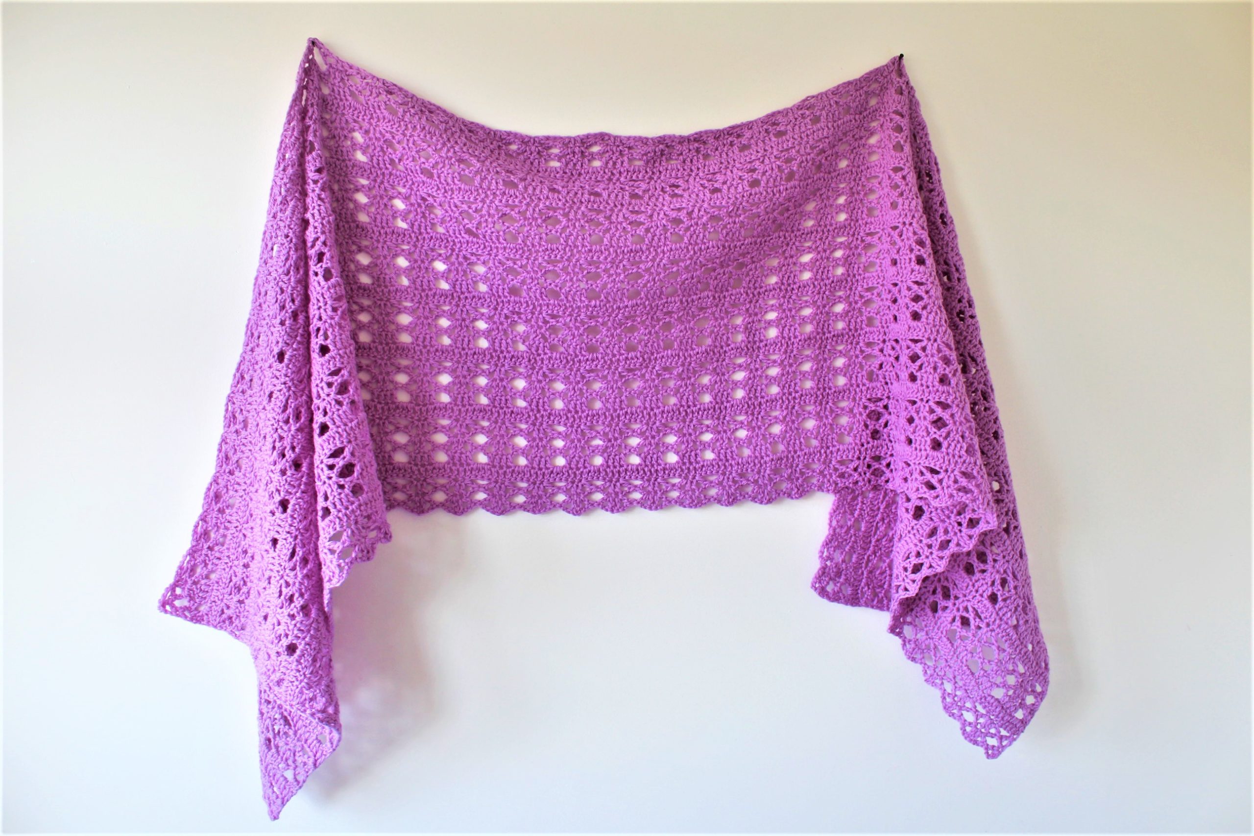 ariana-shawl-free-crochet-pattern-truly-crochet