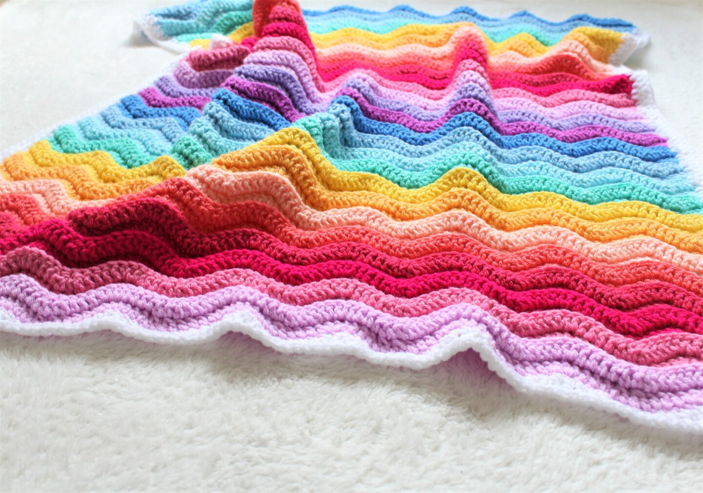 Crochet Ripple Blanket For Beginners