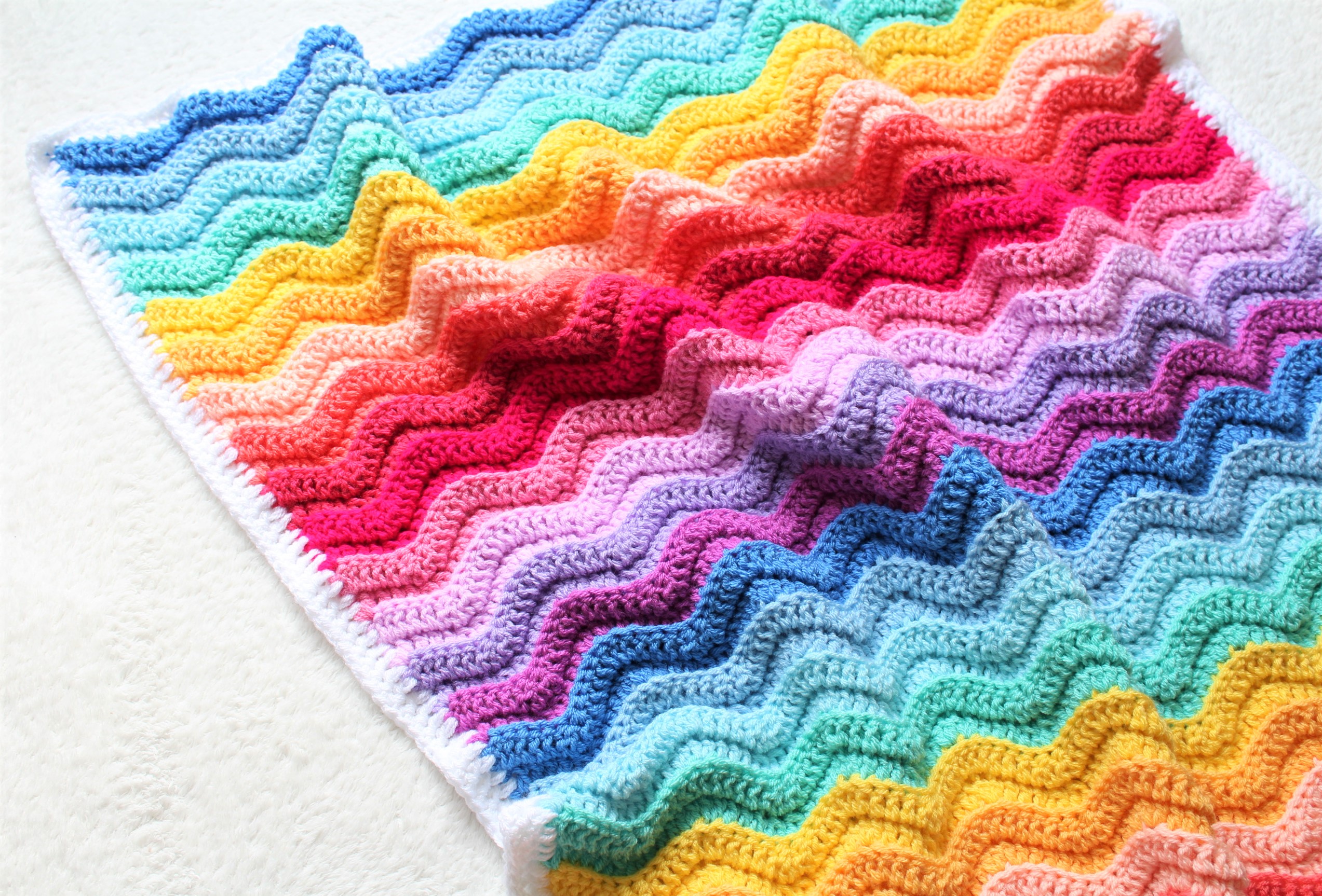 Chunky Rainbow Ripple Baby Blanket - Free Crochet Pattern - Truly Crochet
