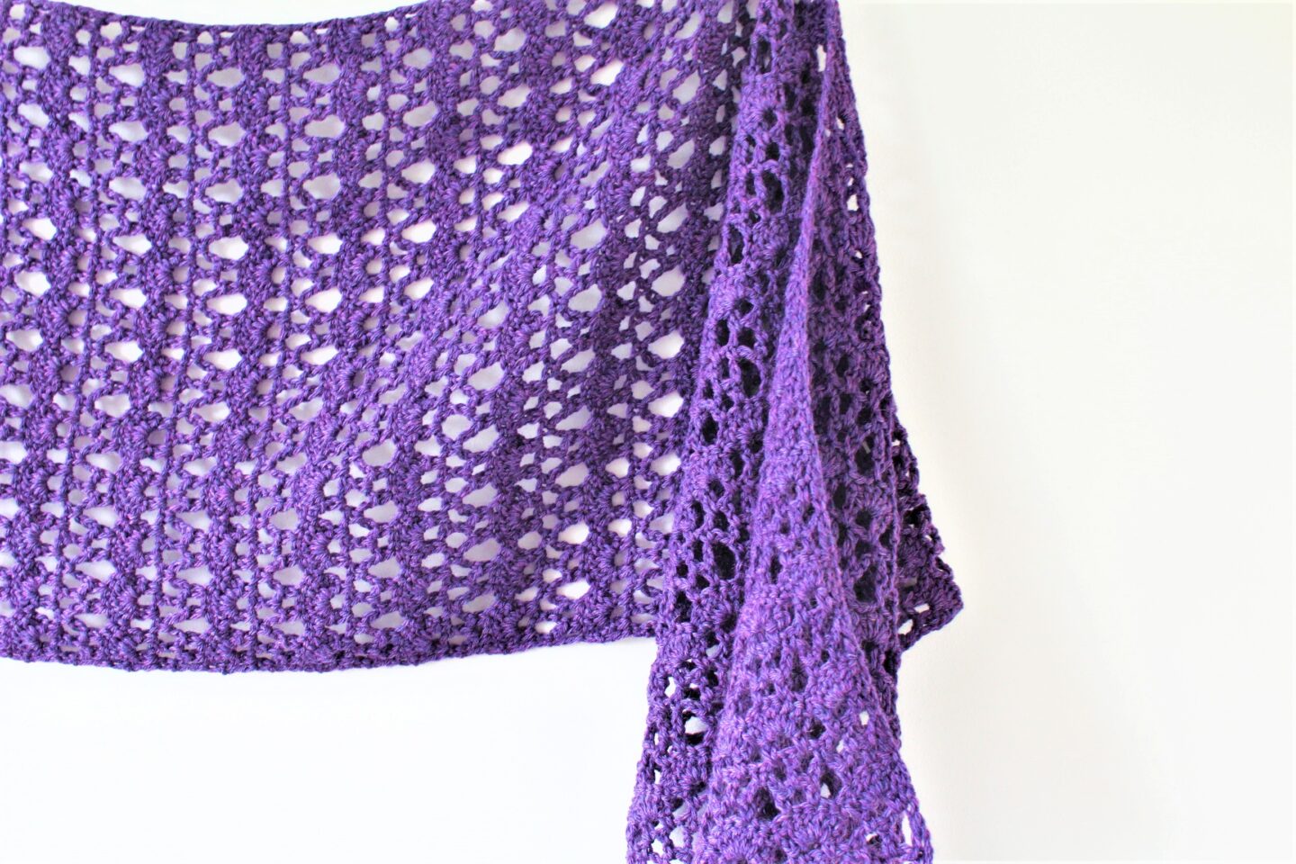 New pattern release :: Breezy Cabana shawl!