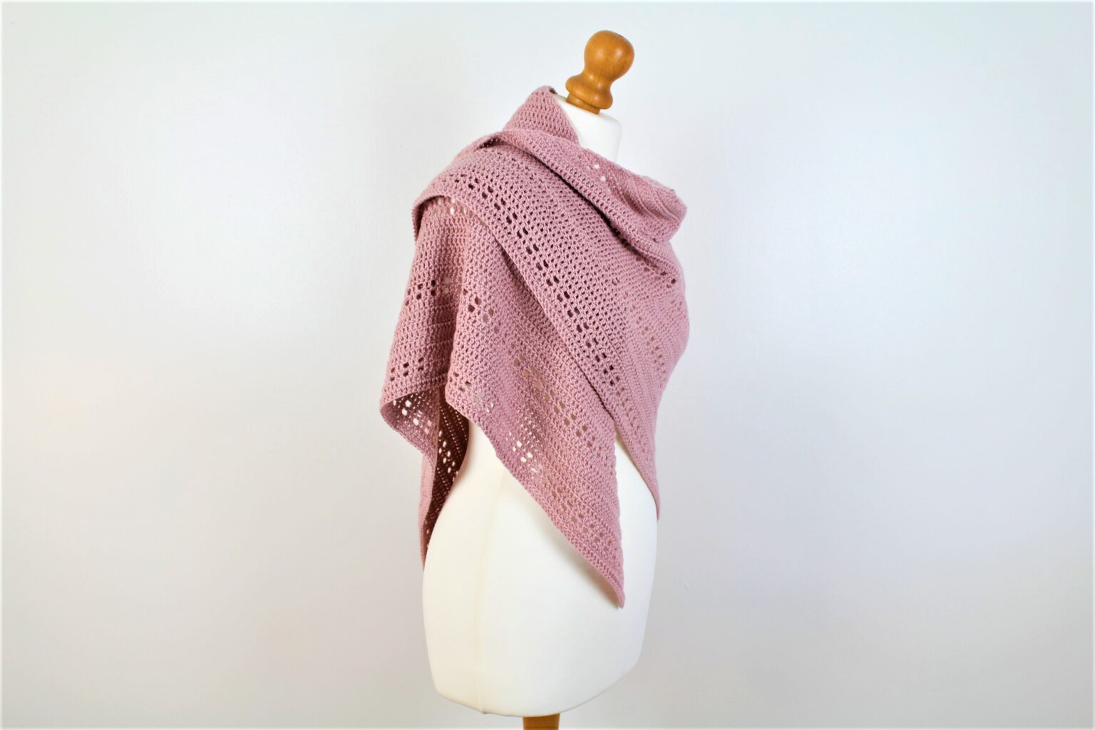 Orla Triangle Shawl - Free Crochet Pattern - Truly Crochet