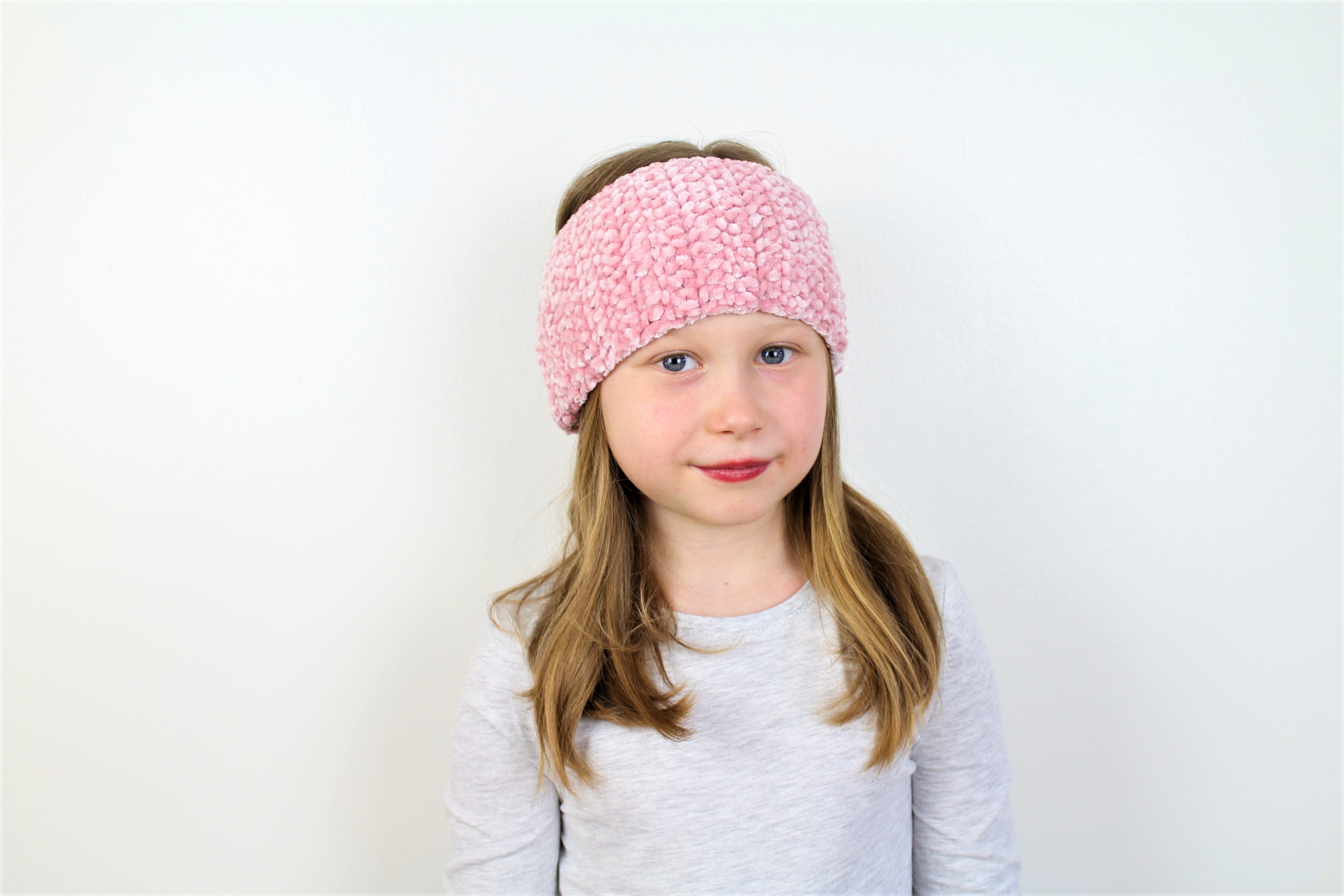 Kids Simple Velvet Headband - Free Crochet Pattern