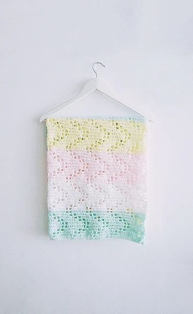 Filet crochet blanket by Little Things Blogged