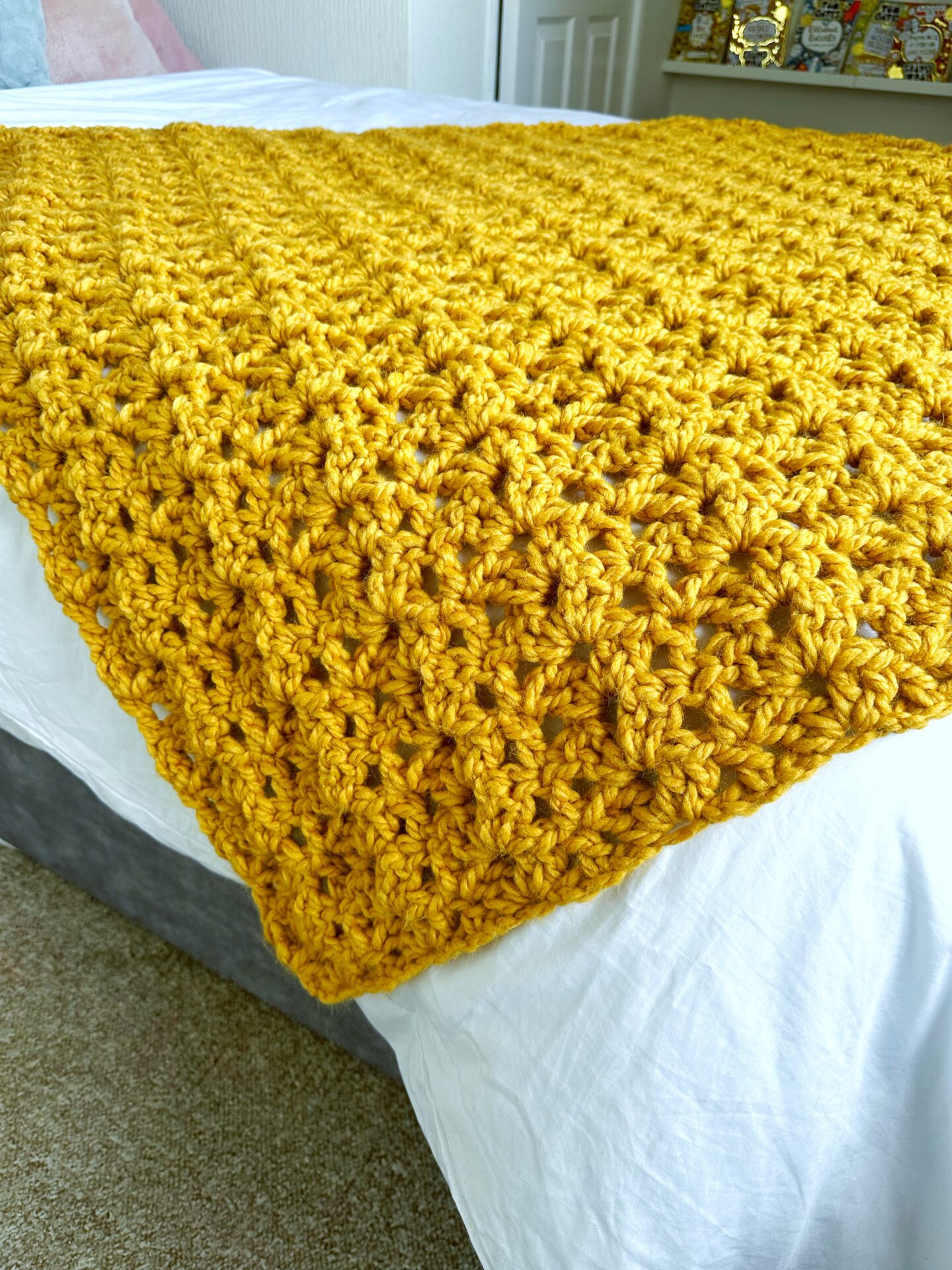 Free Crochet Pattern - Annie Chunky Throw