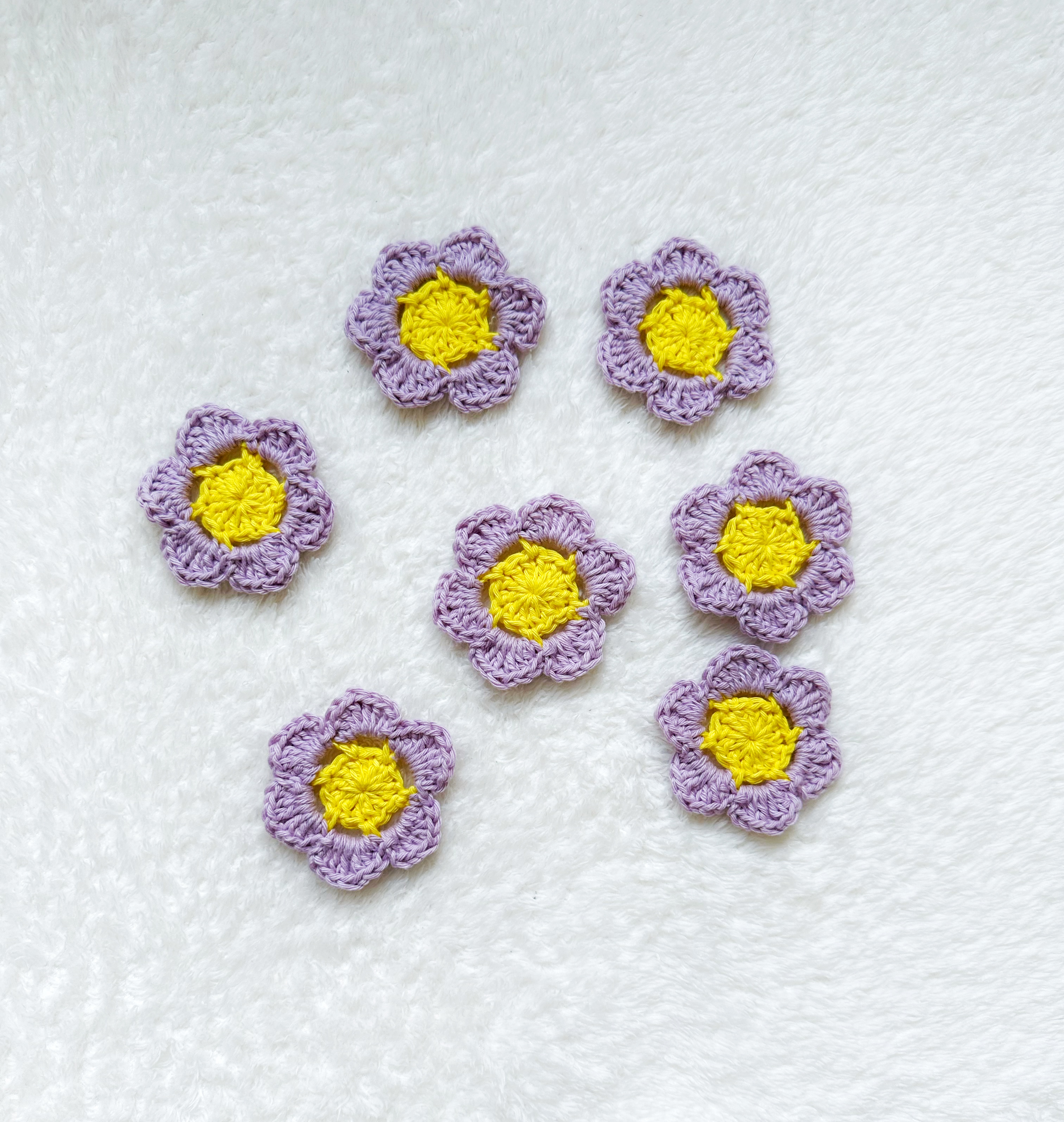 Easy Crochet Flower - Crochet Pattern