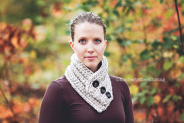 Button Up Cowl
