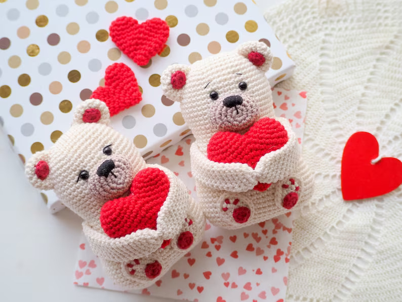 Crochet Valentines Bear